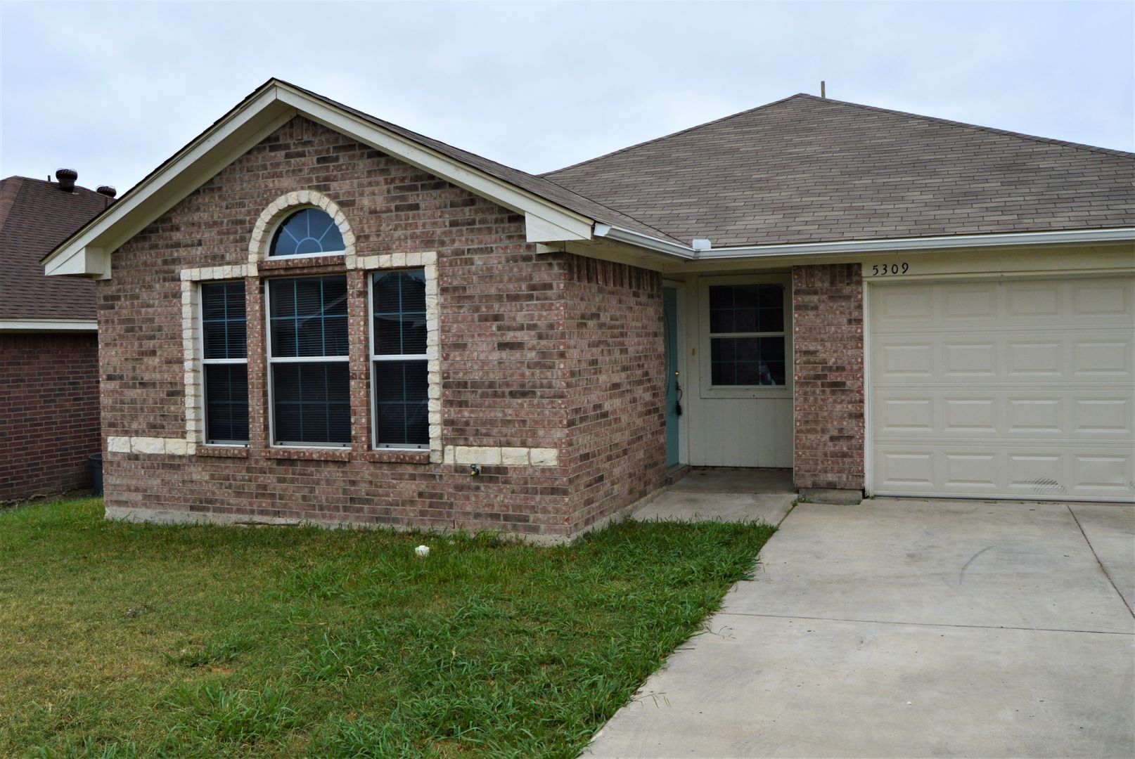 Fort Worth House: 5309 Joshua Ct