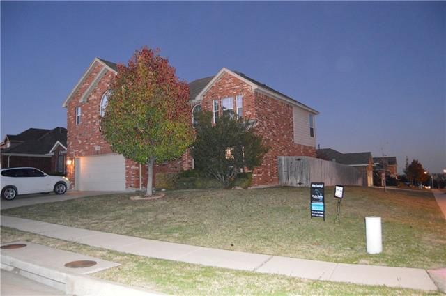 Saginaw House: 6100 Horsetrap