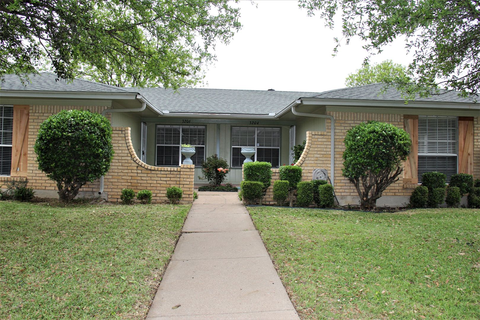Fort Worth Apartment: 3206 Kelvin