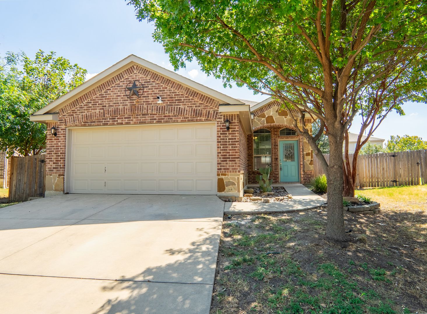 4629 Thistle Creek 2 of 12