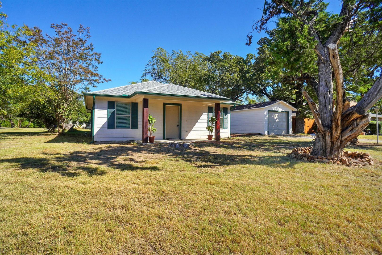 Fort Worth House: 617 Park Street