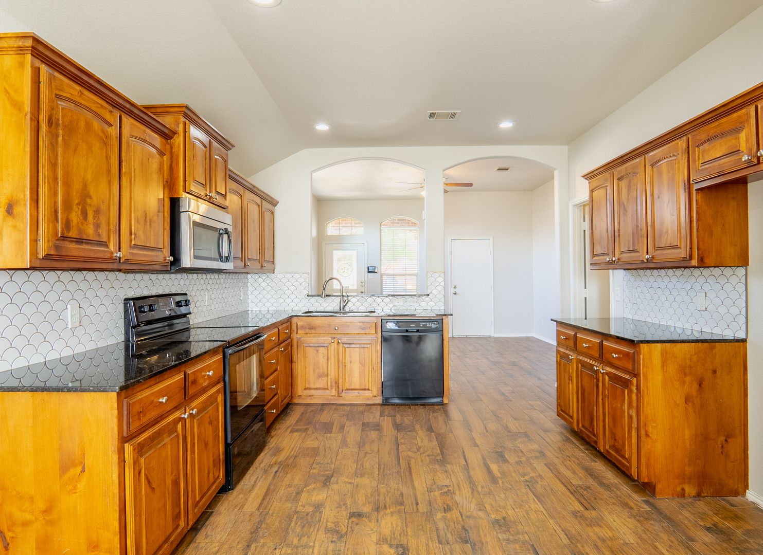 4629 Thistle Creek 5 of 12
