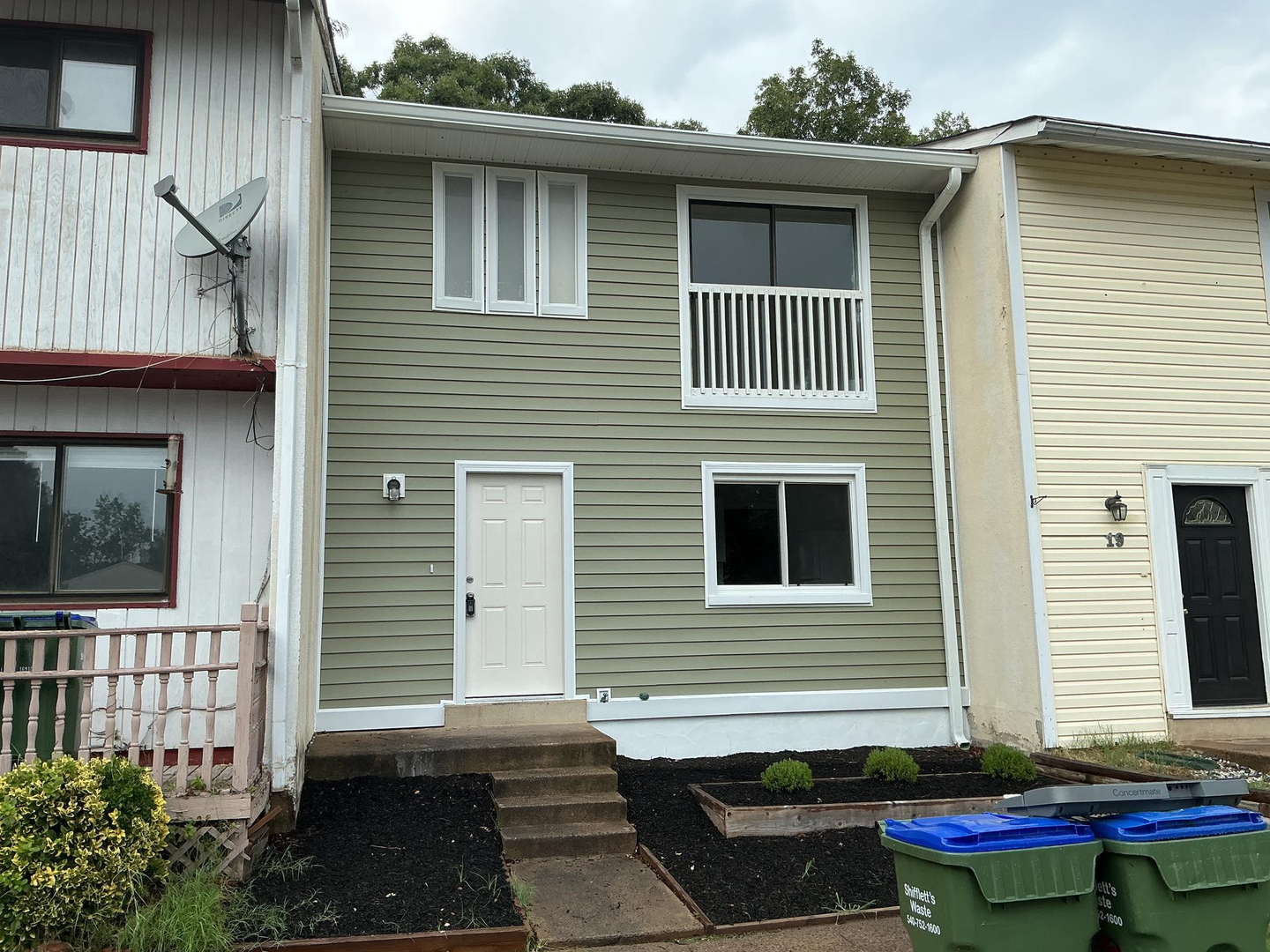 Stafford House: 18 Wayside Ct