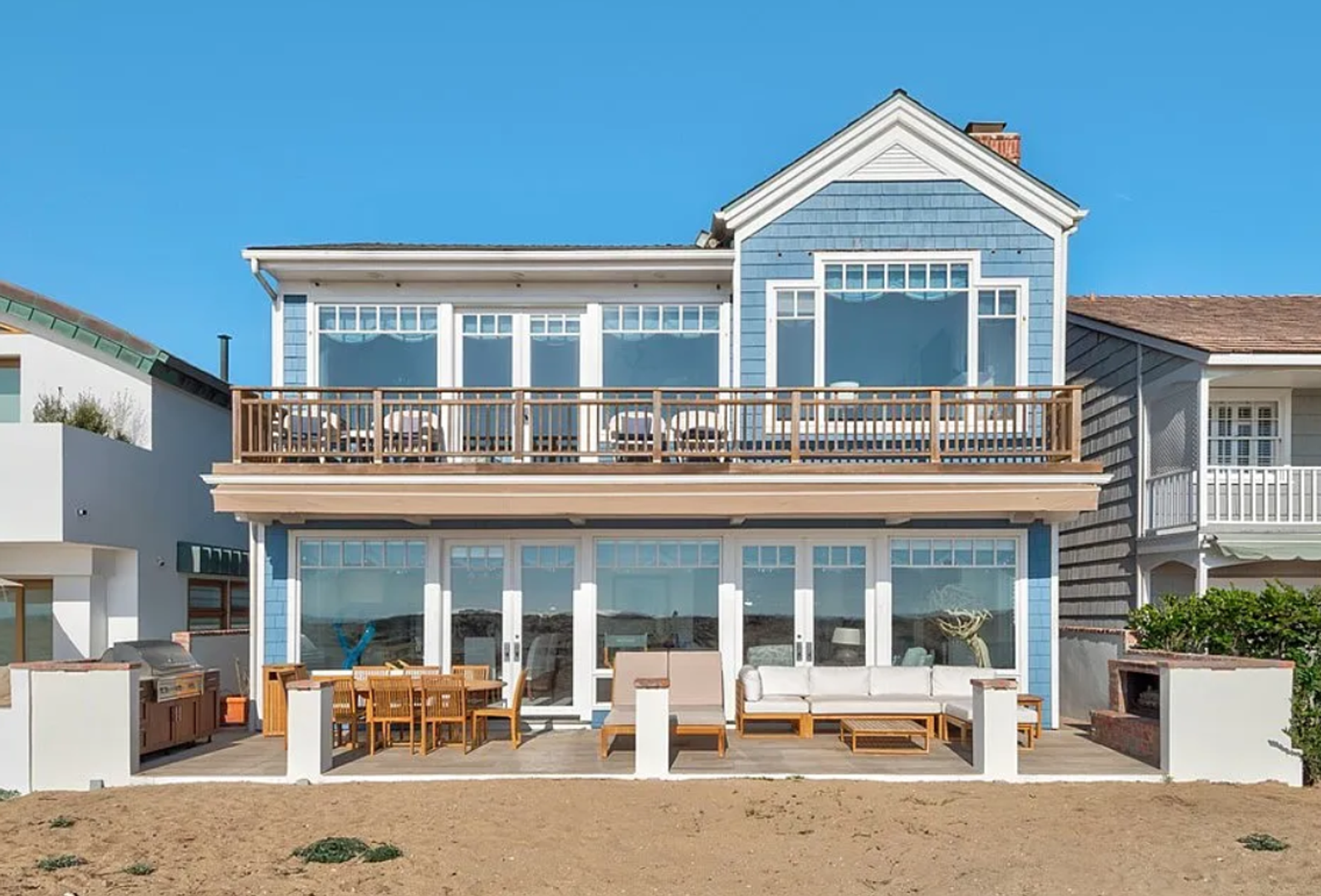 Newport Beach House: 1514 E Oceanfront