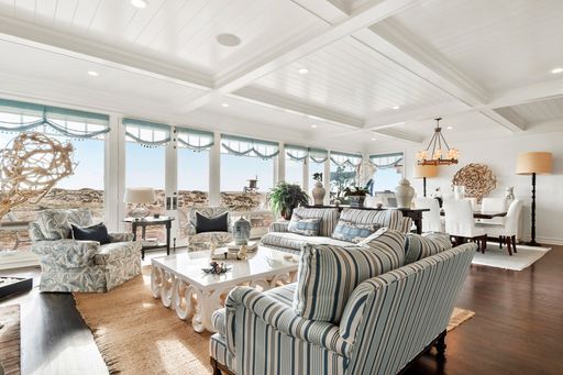 1514 E Oceanfront, Newport Beach, CA 92661-1414