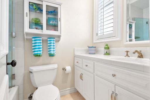 1514 E Oceanfront, Newport Beach, CA 92661-1414