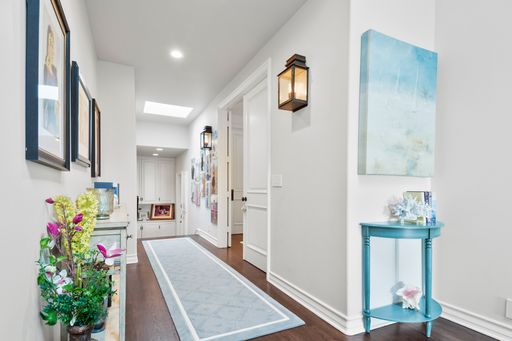 1514 E Oceanfront, Newport Beach, CA 92661-1414