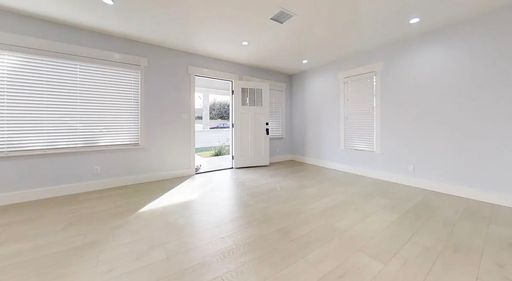 721 W Almond Ave, Orange, CA 92868