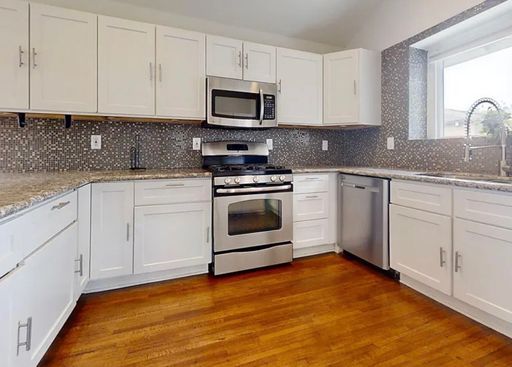 3629 Marmion Way, Los Angeles, CA 90065