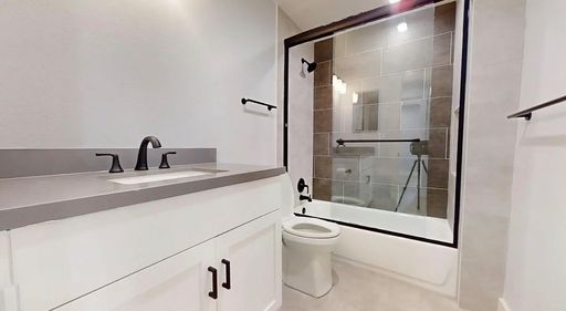 721 W Almond Ave, Orange, CA 92868