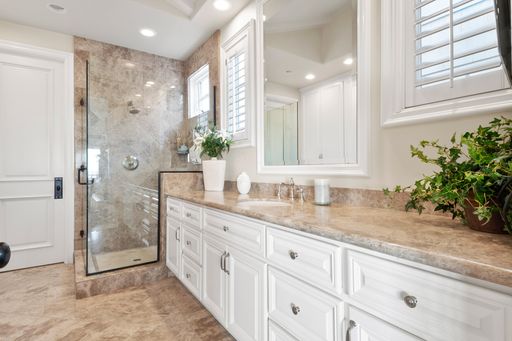 1514 E Oceanfront, Newport Beach, CA 92661-1414