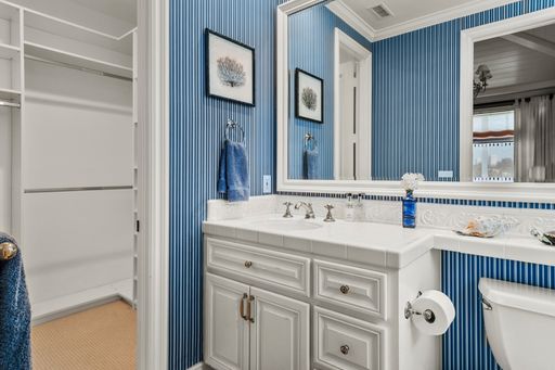 1514 E Oceanfront, Newport Beach, CA 92661-1414