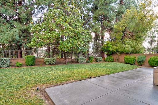 20 Comanche Cir, Pomona, CA 91766-4702