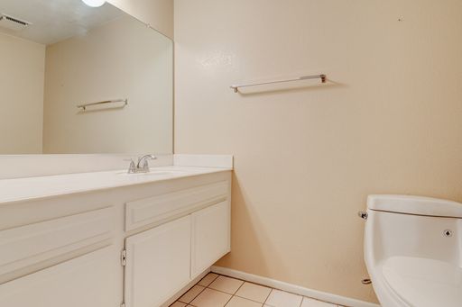 20 Comanche Cir, Pomona, CA 91766-4702