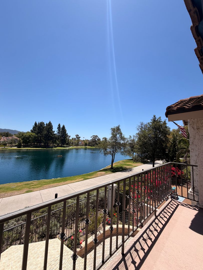 Rancho Santa Margarita Condo: 28 Vista Lago #28
