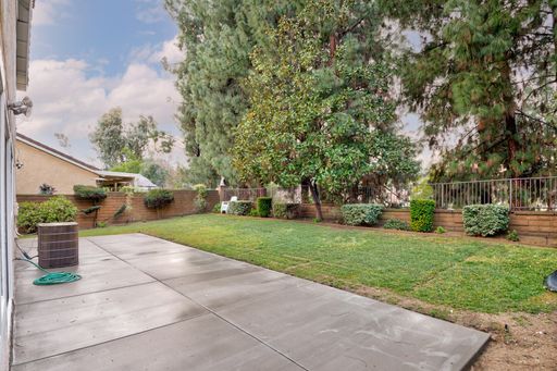 20 Comanche Cir, Pomona, CA 91766-4702