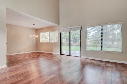 20 Comanche Cir, Pomona, CA 91766-4702