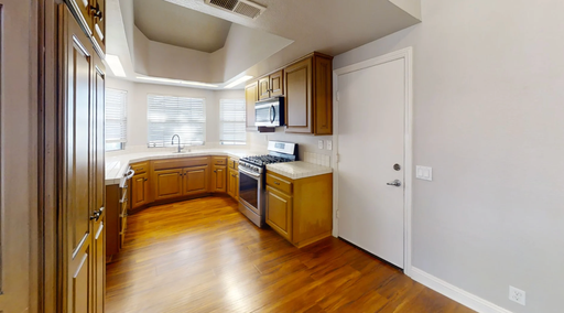 780 S Tourmaline Ct, Anaheim, CA 92807