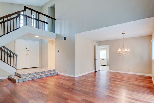 20 Comanche Cir, Pomona, CA 91766-4702