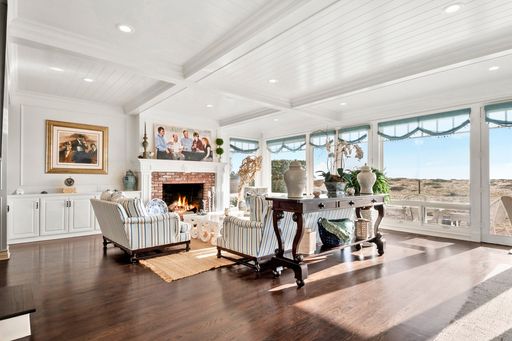 1514 E Oceanfront, Newport Beach, CA 92661-1414