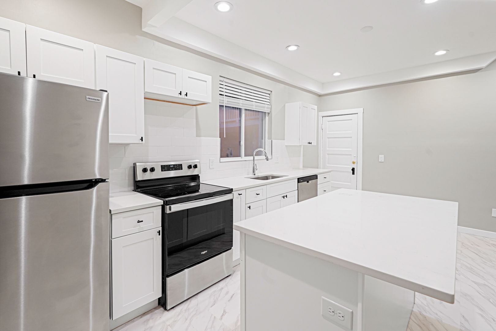 Dorchester Apartment: 381 Adams St - Unit 3