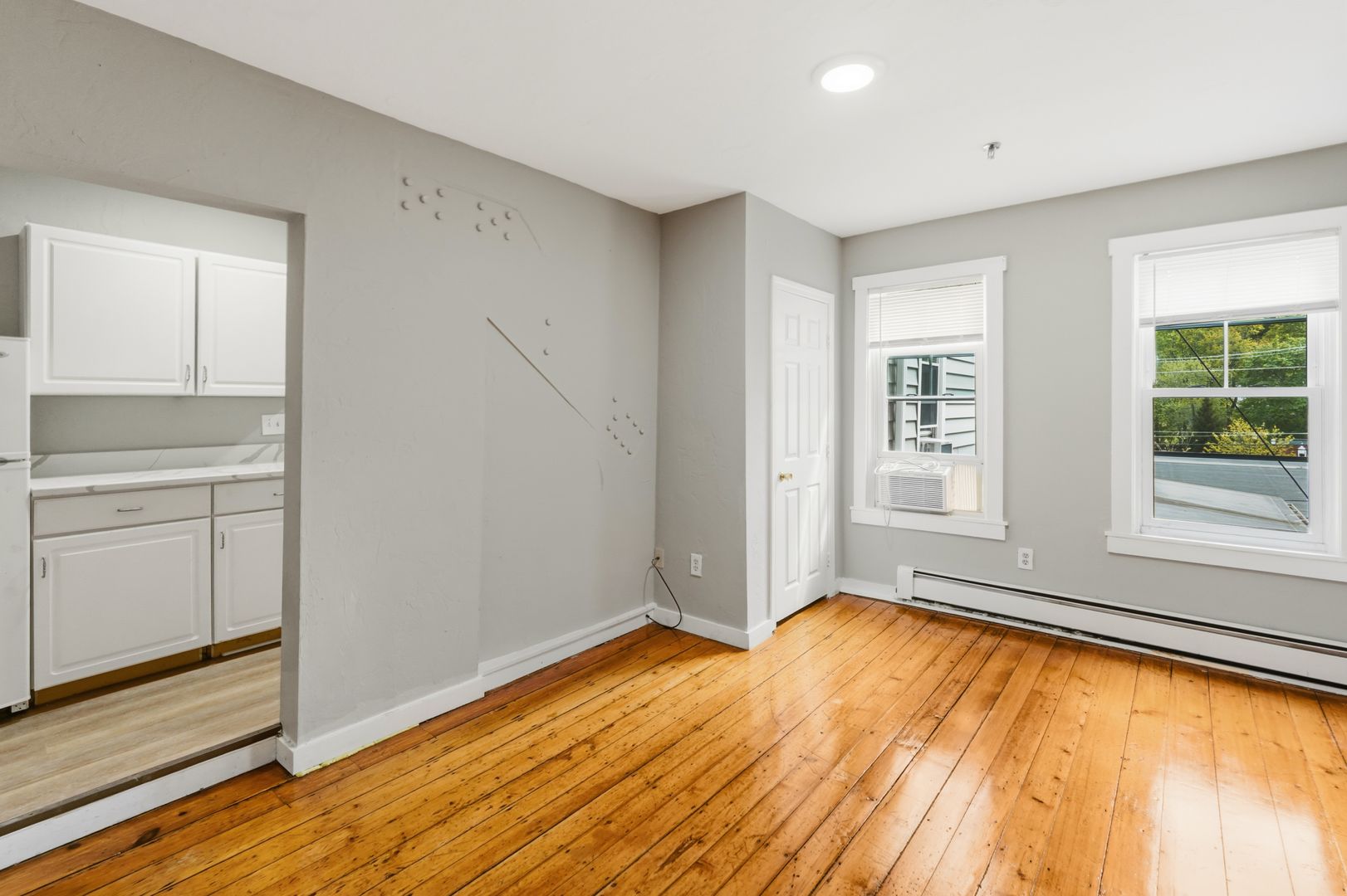 Hudson Apartment: 65 Main St