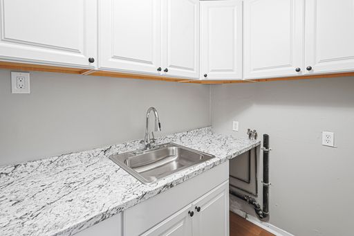2 Bedroom Apartment for Rent in Worcester, MA – 39 Wall St Unit 9 | Updated, Pet Friendly & Water Included – photo 1