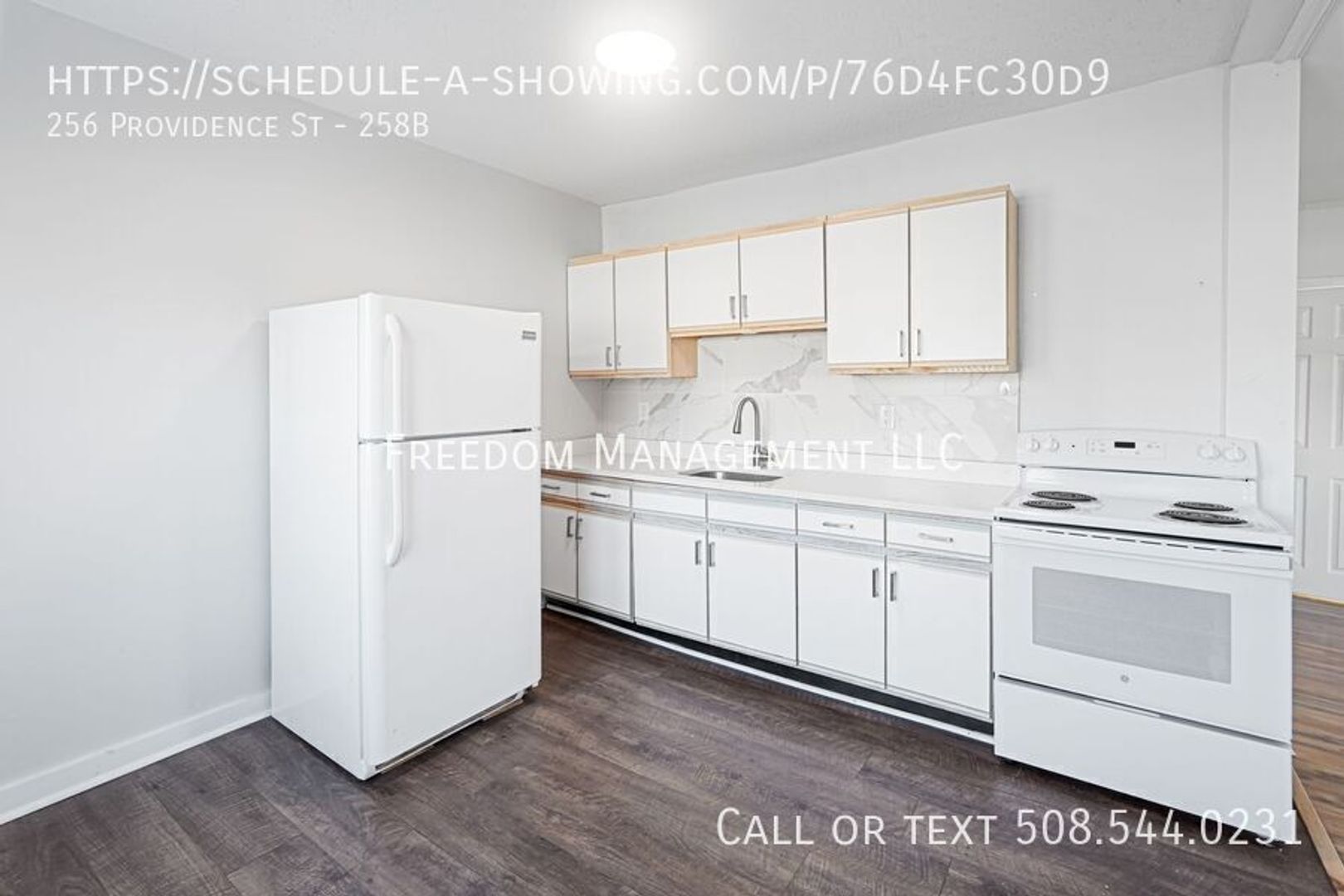Putnam Apartment: 256 Providence St