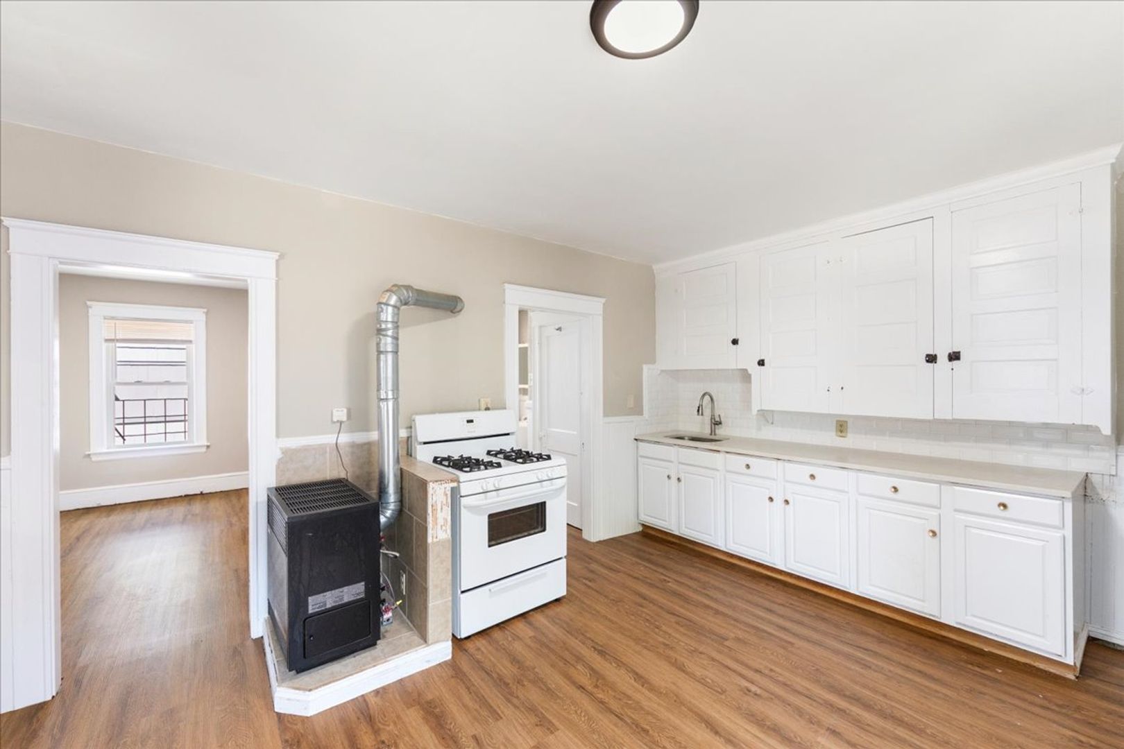 Woonsocket Apartment: 425-427 Wood Ave