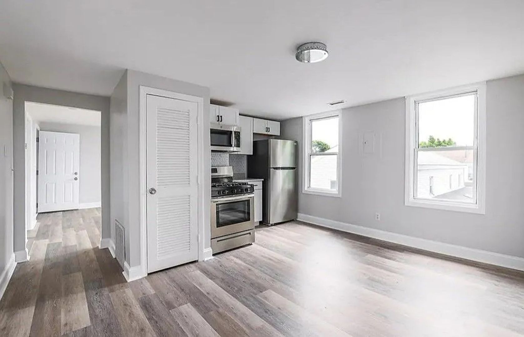 Worcester Apartment: 100 Eastern Ave