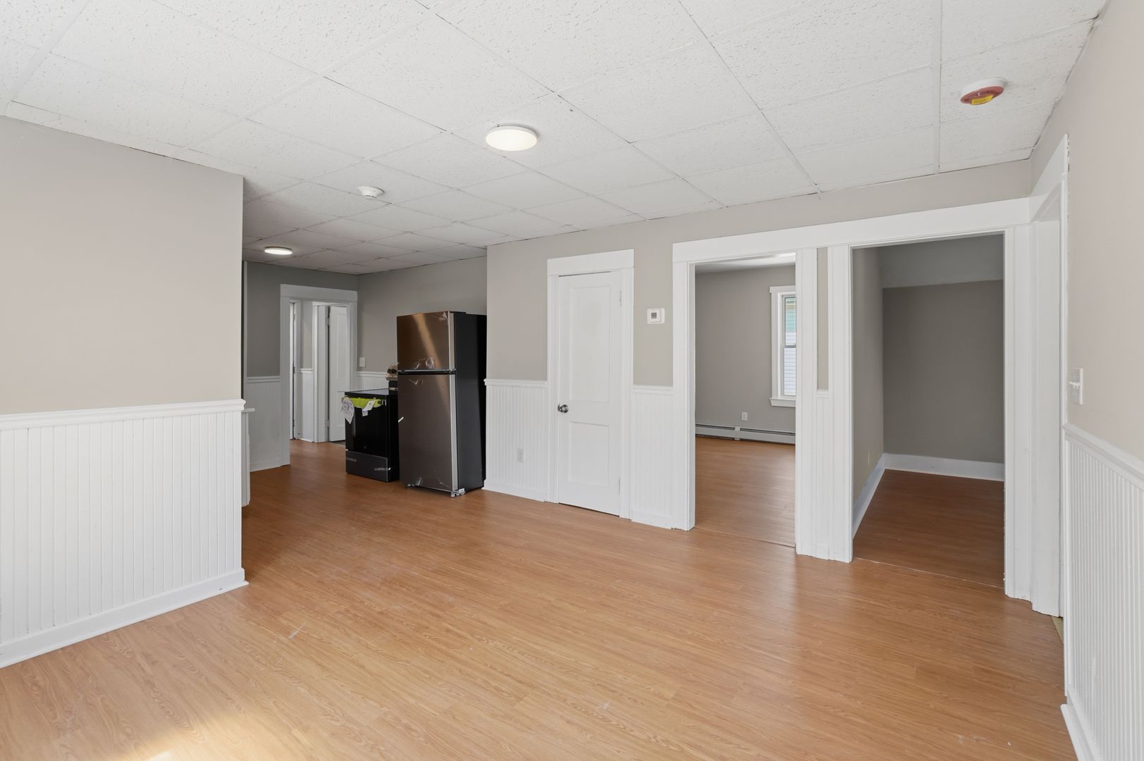 Woonsocket Apartment: 387 Grove St