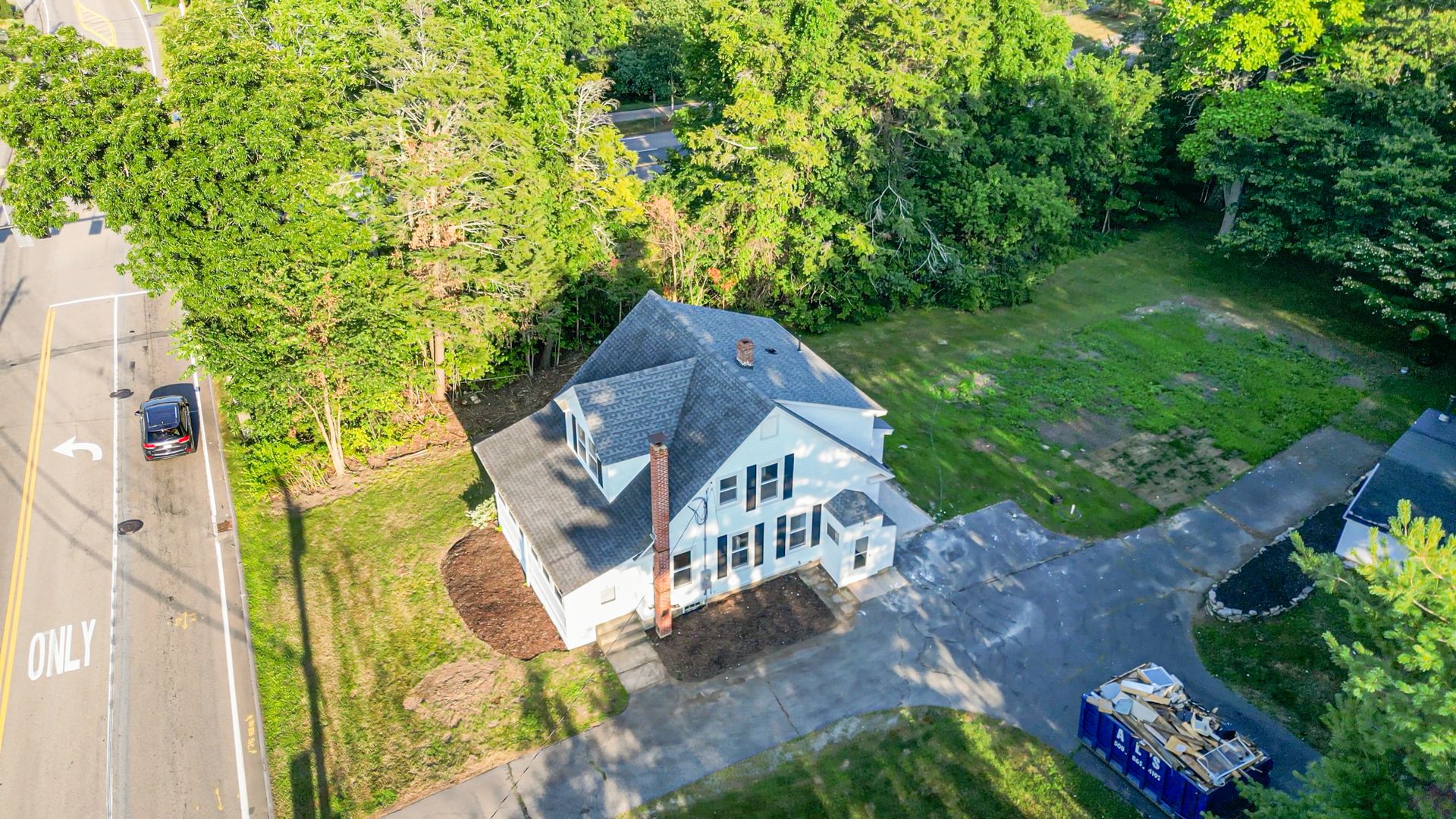 Hopkinton House: 84 East Main St