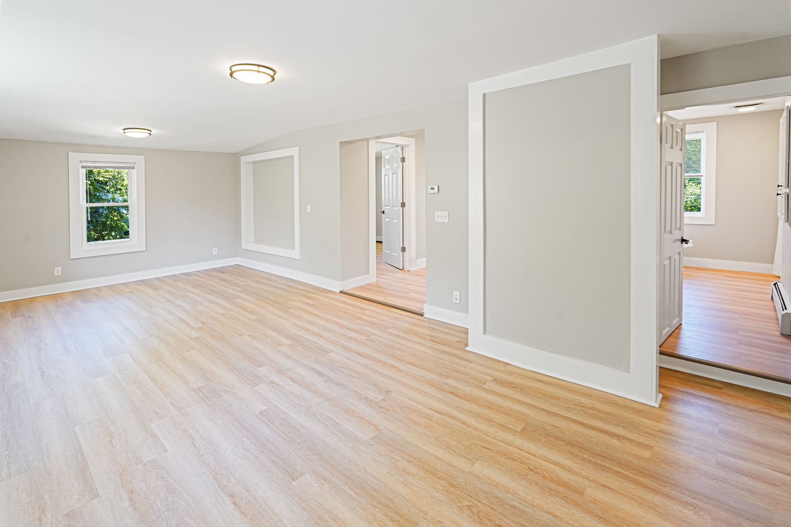 Sturbridge Apartment: 621 Main St