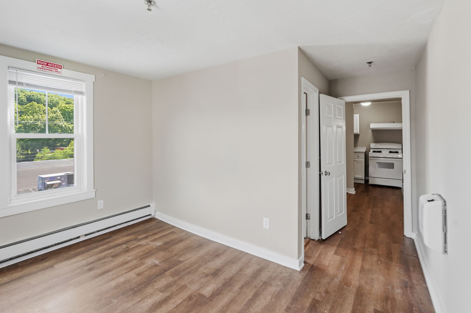 Hudson Apartment: 65 Main St