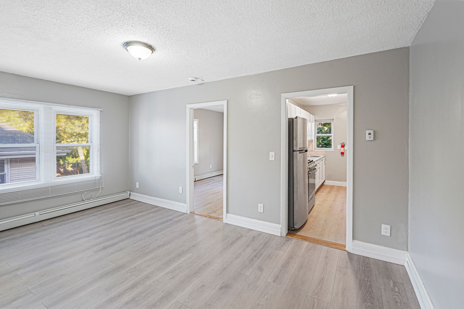 Central Falls Apartment: 126 Sumner Ave