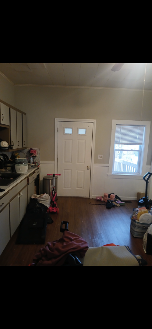 West Brookfield Apartment: 20 Central St