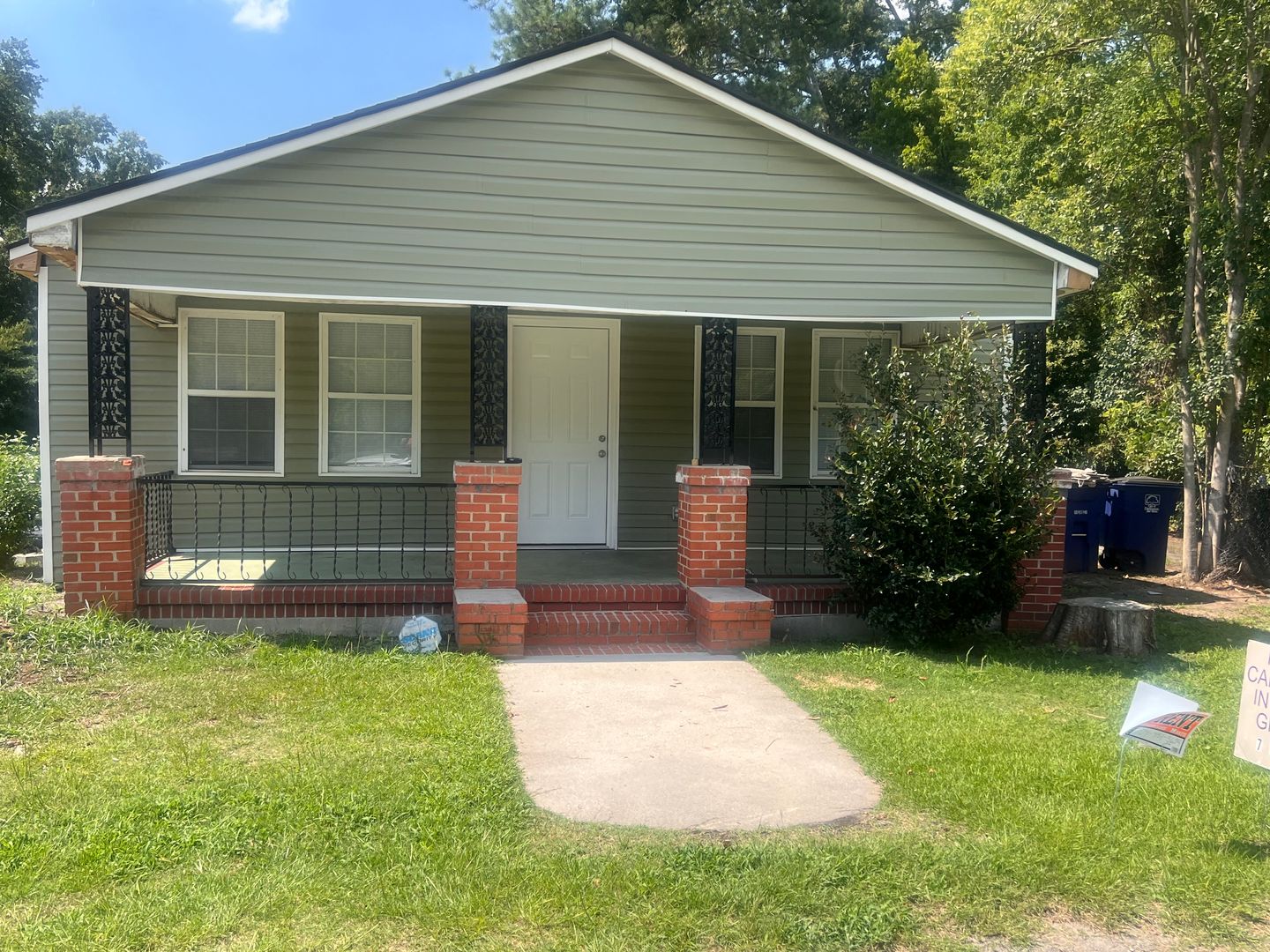 Darlington House: 114 Jessamine Street