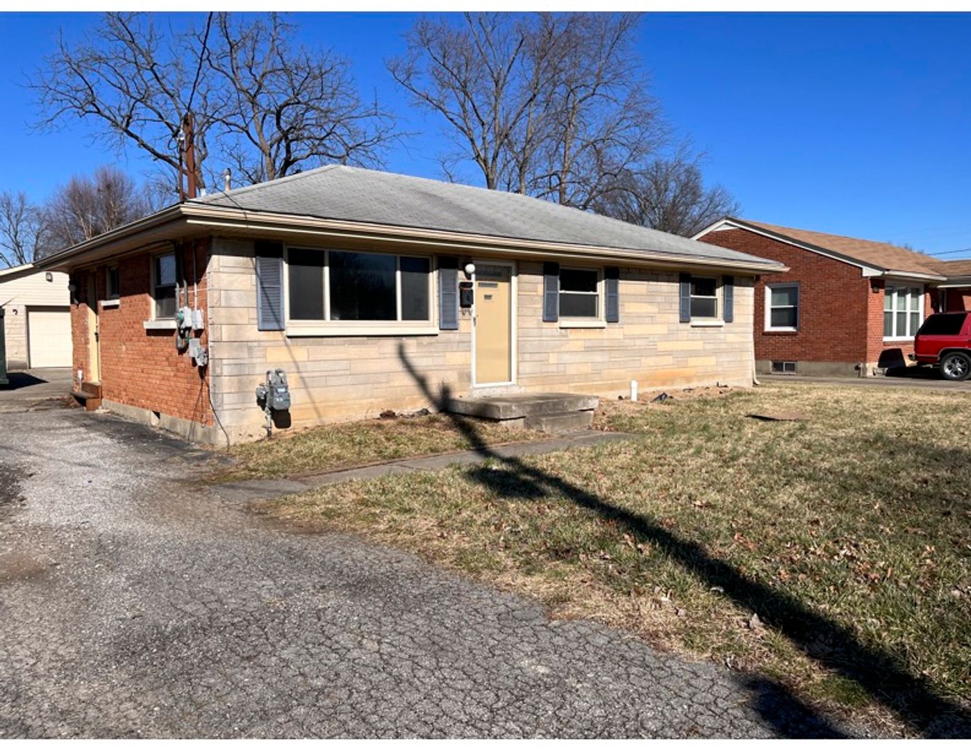 Louisville House: 1525 Anna Lane