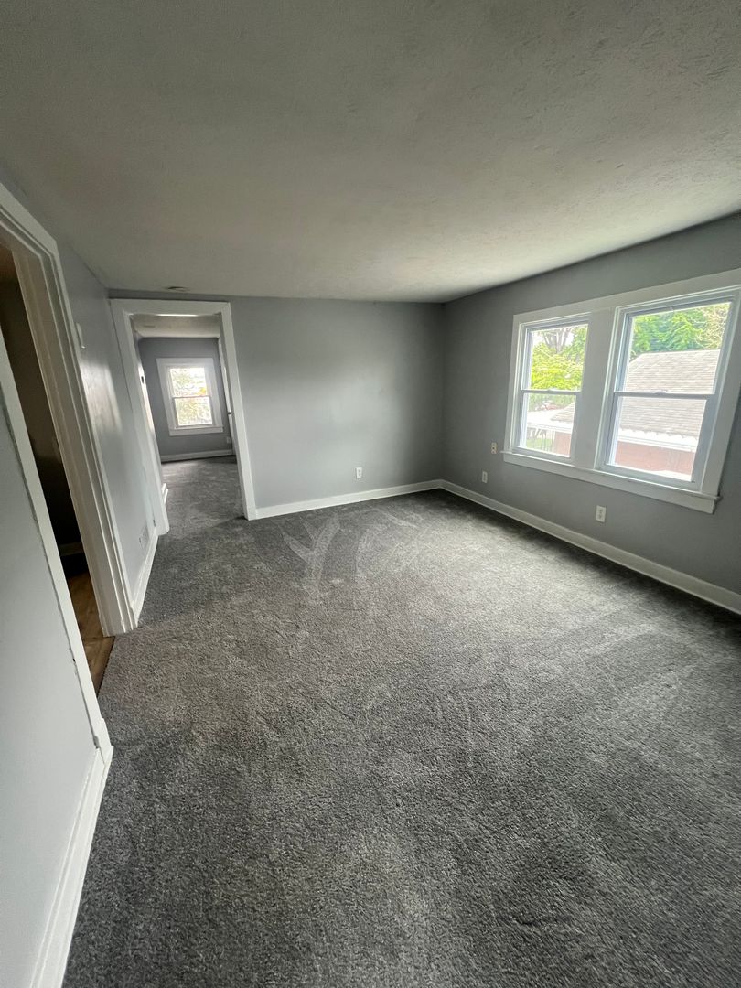 Louisville Apartment: 4228 Allmond Ave