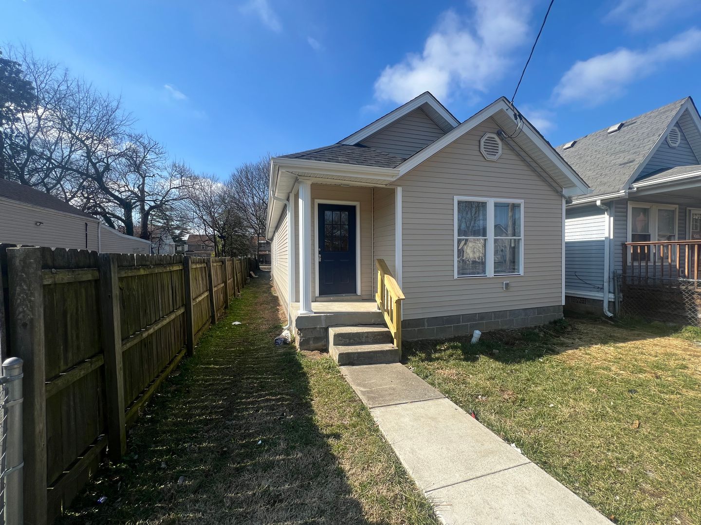 Louisville House: 1310 s 26th St - 1310 S 26th