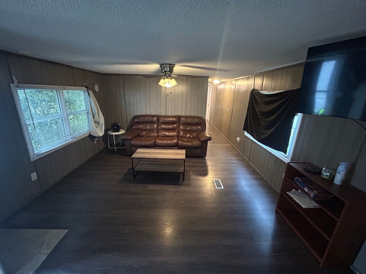 Elizabethtown House: 1771 Hodgenville Rd