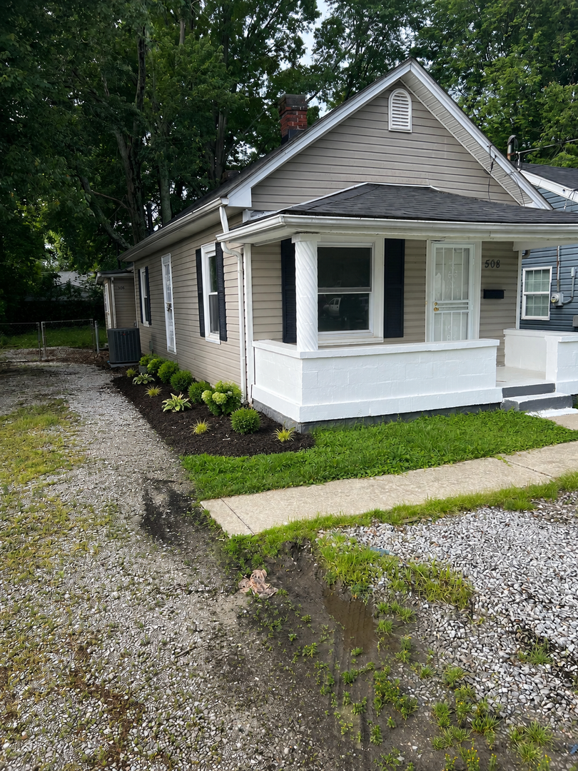 Louisville House: 508 Inverness Ave