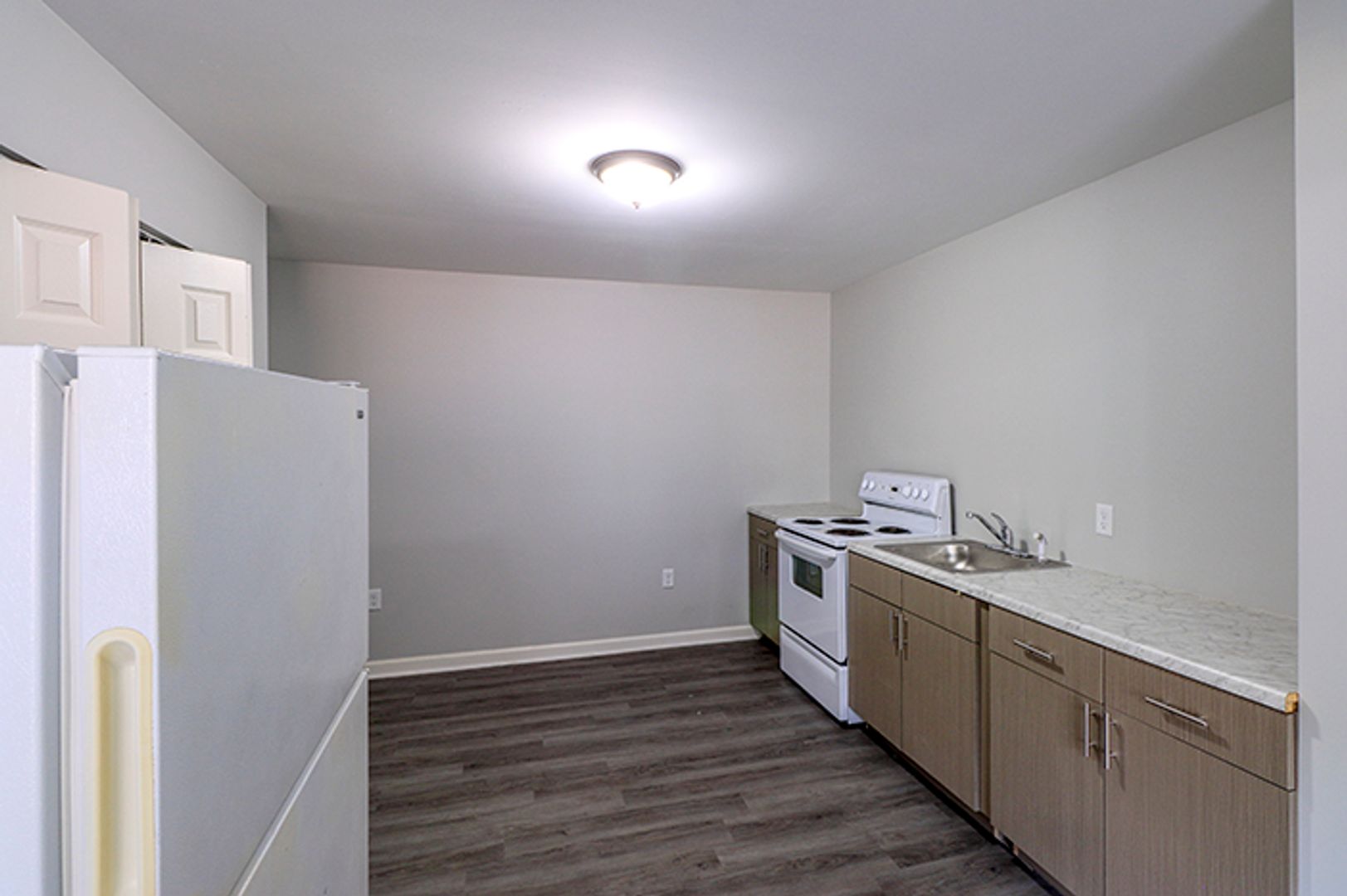 Louisville Apartment: 3405 Shagbark Rd