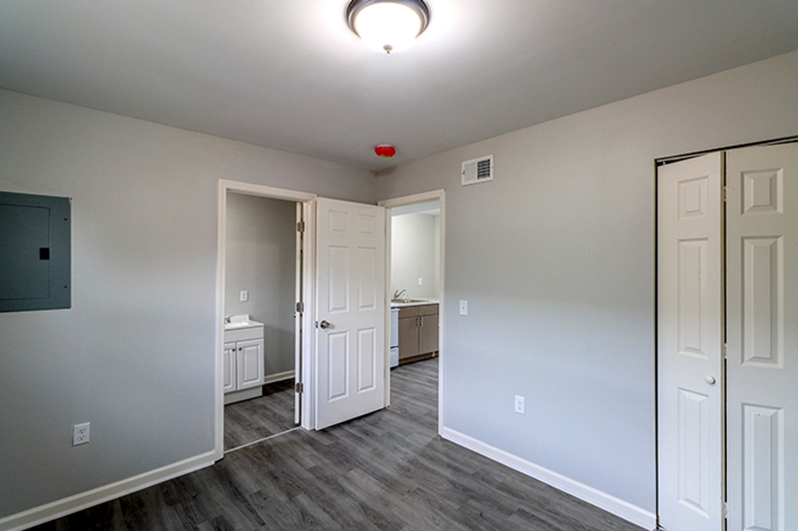 Louisville Apartment: 3405 Shagbark Rd