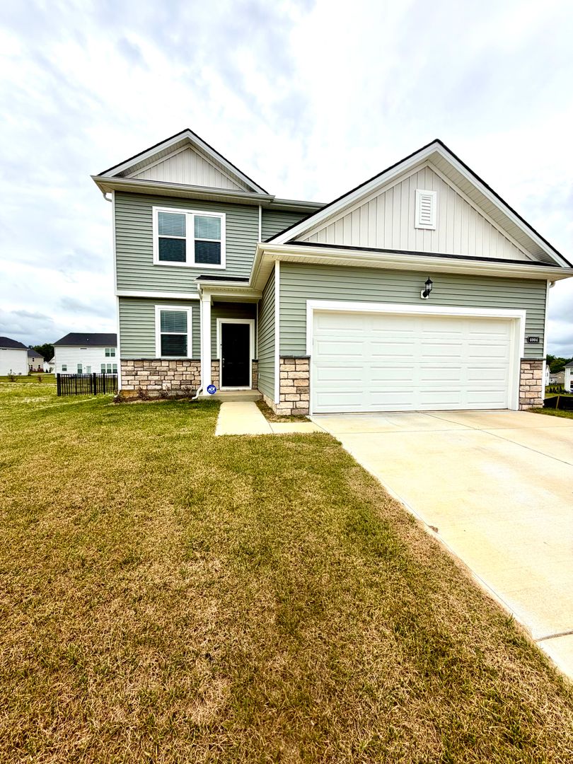 Lagrange House: 4004 Rocky Mill Way