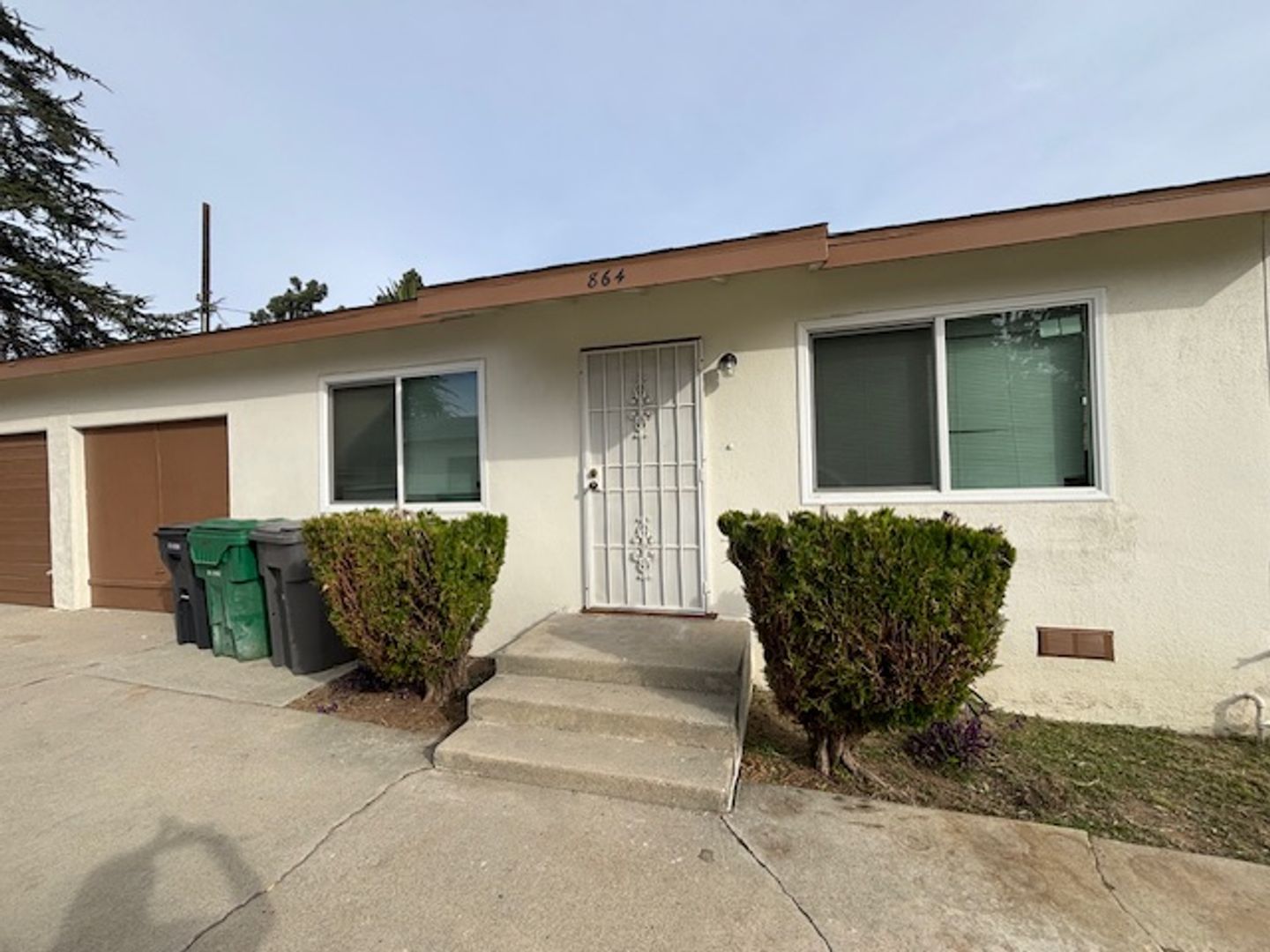 Banning Apartment: 864 W. Hays Street