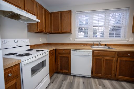 16326 Taconic Cir , Dumfries, VA 22025