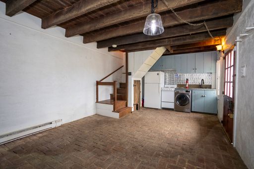 8200 Buckland Mill Rd, Gainesville, VA 20155