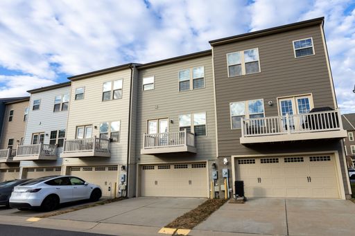 2023 Serviceberry Rd , Dumfries, VA 22026