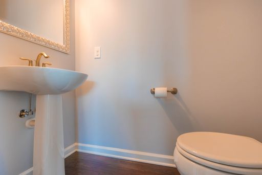 17002 Beveridge Dr, Dumfries, VA 22026